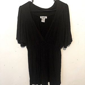 Black deep V flutter sleeve top sz 2X